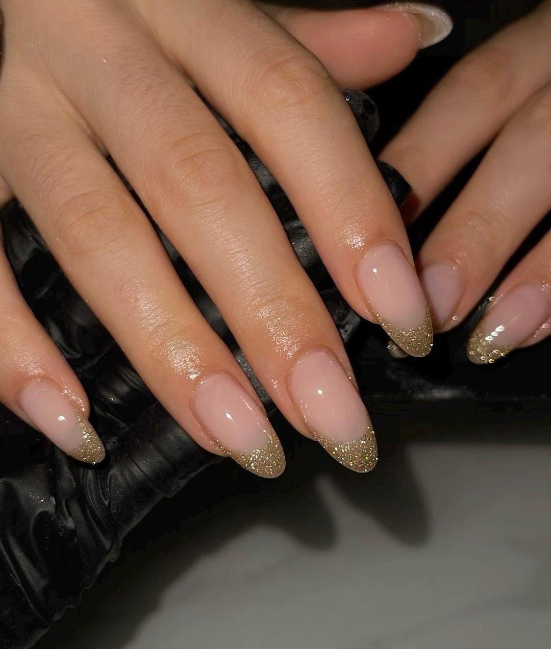 Handmade Press On Nails: Reusable, Trending, Almond Round Short, Xmas Christmas Winter