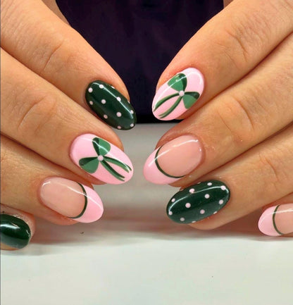 Handmade Press On Nails: Reusable, Trending, Almond Round Short, Xmas Christmas Winter