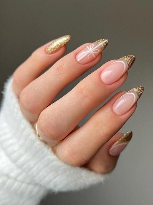 Handmade Press On Nails: Reusable, Trending, Almond Round Short, Xmas Christmas Winter