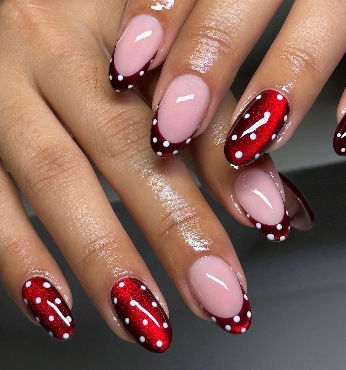 Handmade Press On Nails: Reusable, Trending, Almond Round Short, Xmas Christmas Winter