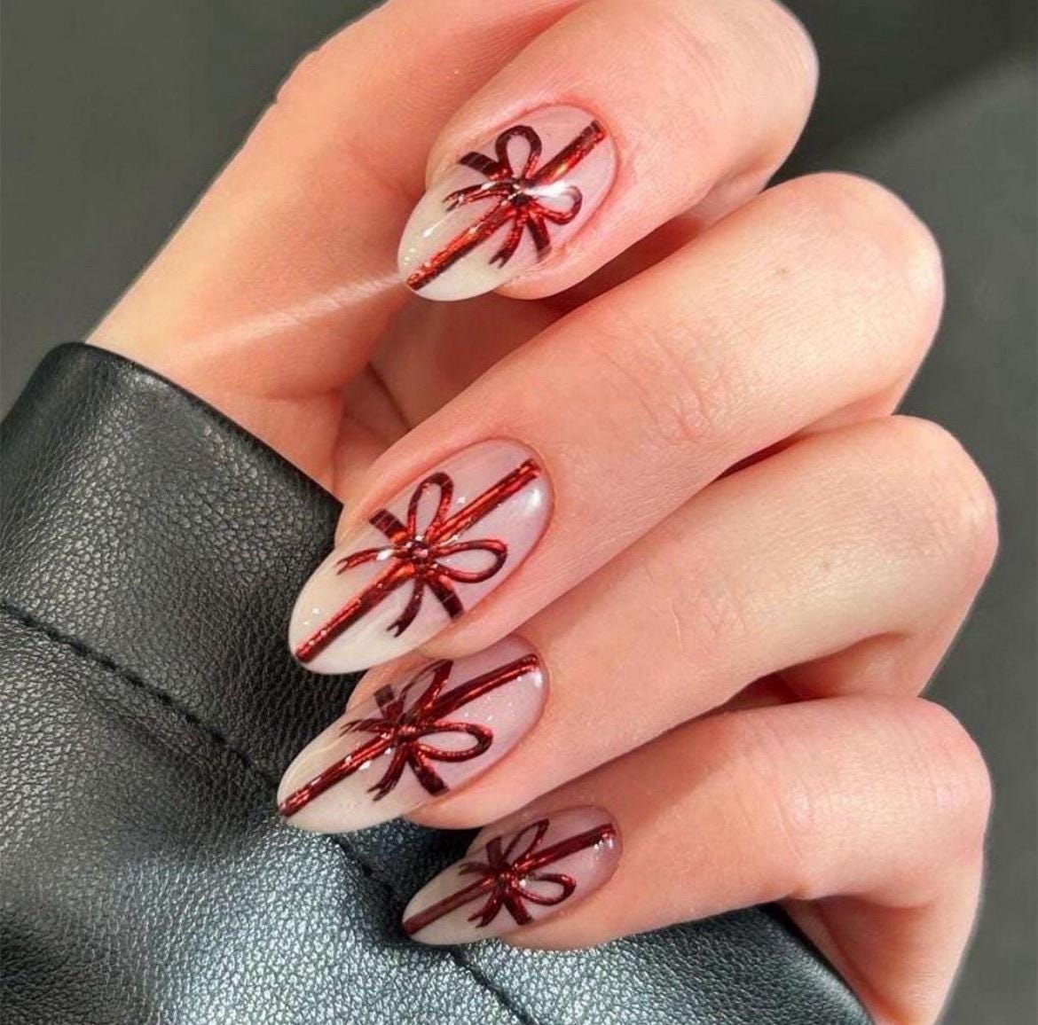 Handmade Press On Nails: Reusable, Trending, Almond Round Short, Xmas Christmas Winter