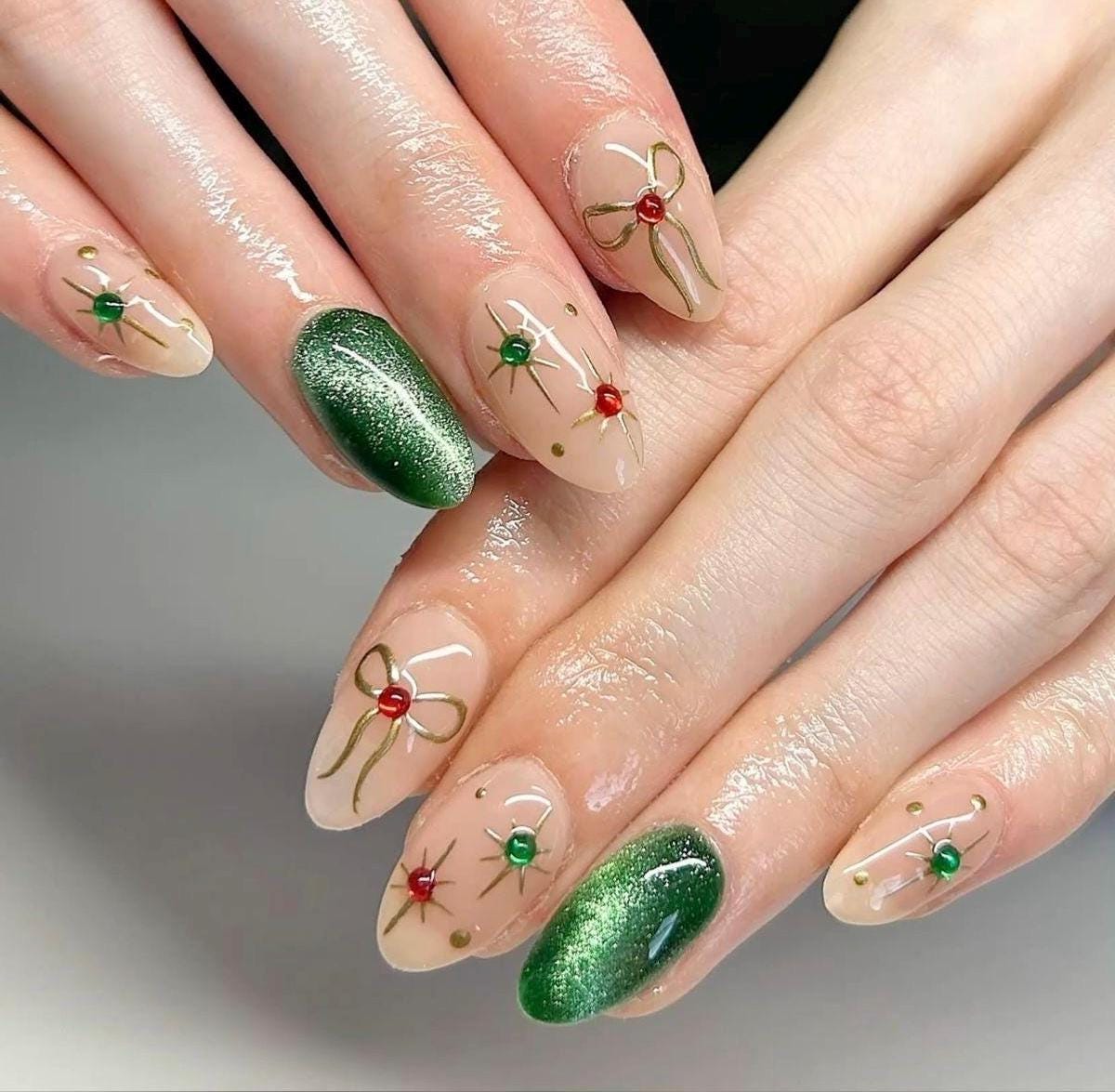 Handmade Press On Nails: Reusable, Trending, Almond Round Short, Xmas Christmas Winter