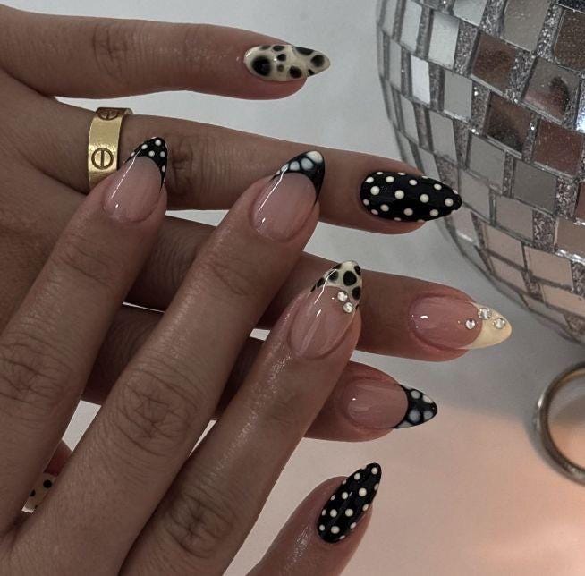 Handmade Press On Nails: Reusable, Glue Ons, Acrylic Gel, Almond Round Short, Handpainted Custom