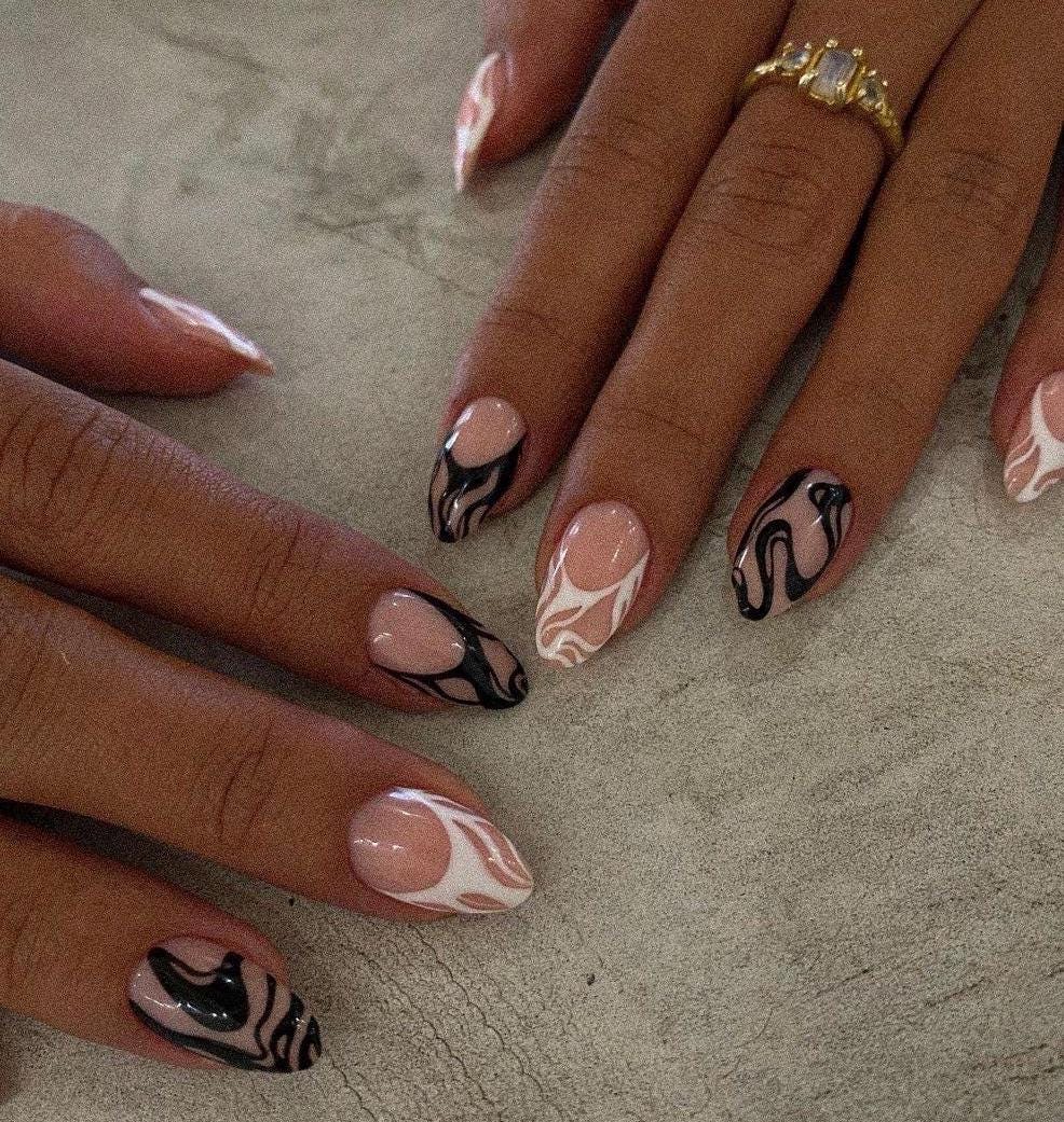 Handmade Press On Nails: Reusable, Glue Ons, Acrylic Gel, Almond Round Short, Handpainted Minimalist